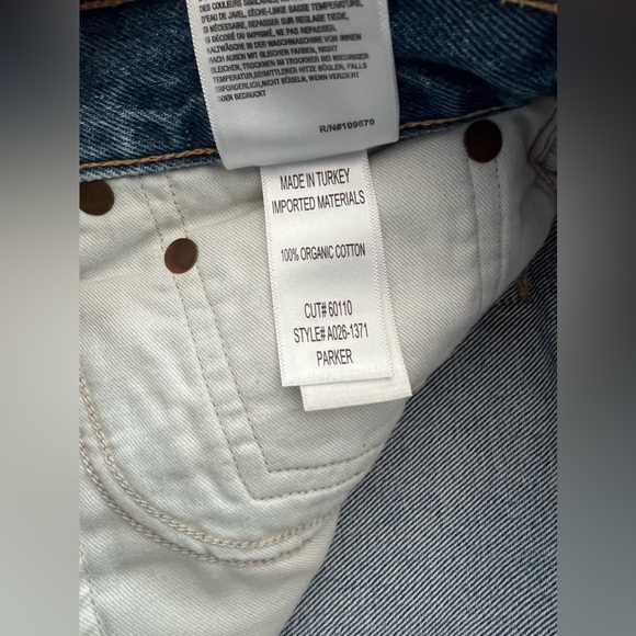 AGOLDE Parker Vintage Cut Off Short - Picture 4 of 9